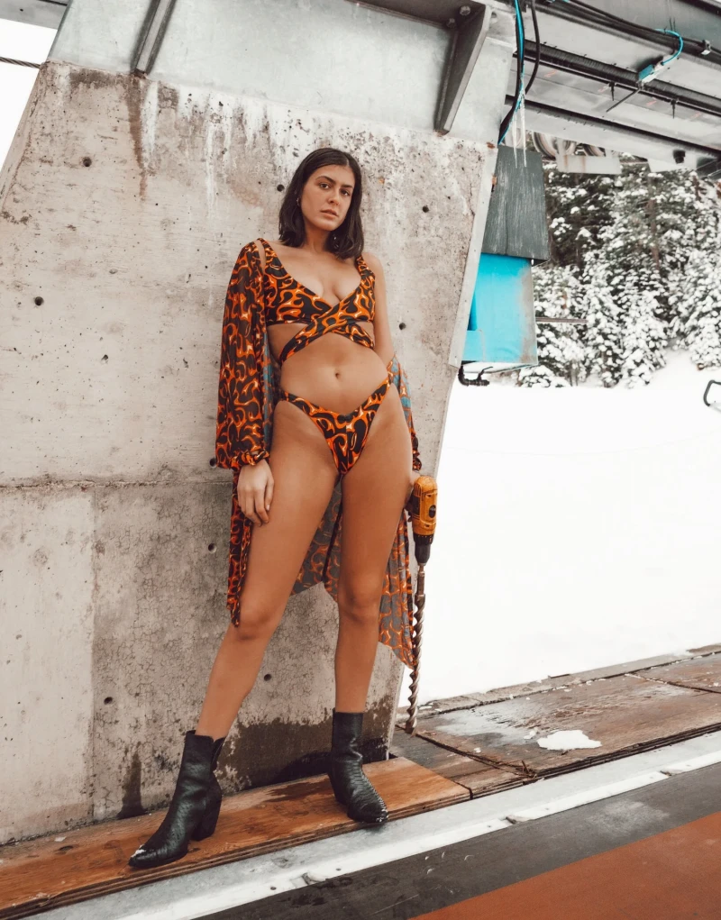 Hellfire 3D Frecher Bikini